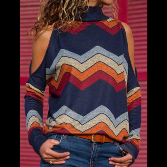 Sweaters - 5 ⭐️ FAV PLUS size Color Block Cold Shoulder Top